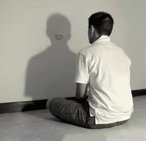 Vì sao con mình cứ “nói nhảm hoài”?